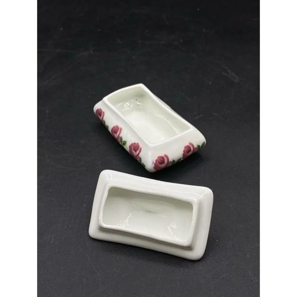 Sandford Pottery England Fine Bone China Trinket Box Pink Roses Vintage